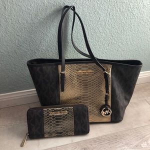 Michael Kors Purse